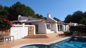 Agradable bungalow en venta en perfecta ubicación en Menorca