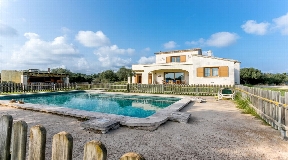 Atractiva casa de campo en venta en Menorca cerca de Mahón