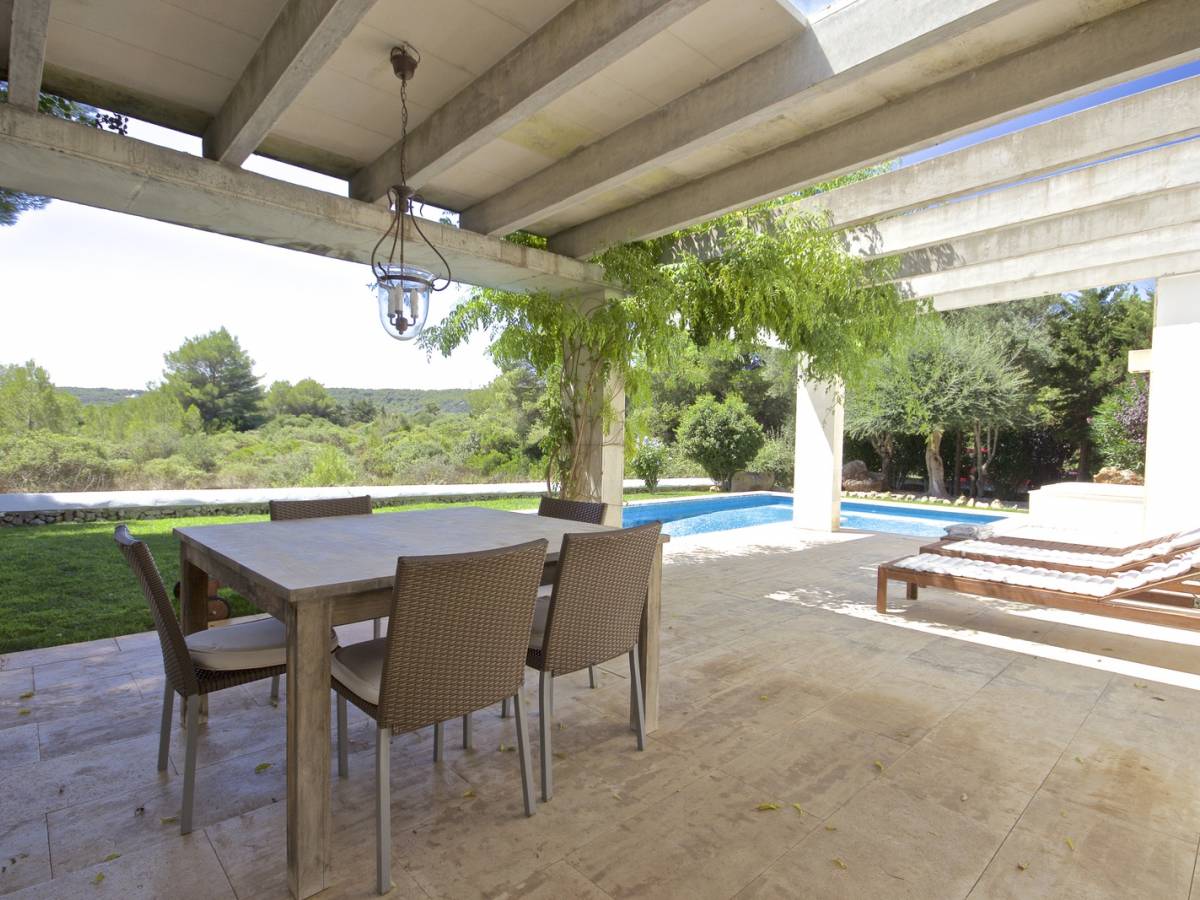 Excelente villa moderna cerca del campo de golf en Son Parc, Menorca