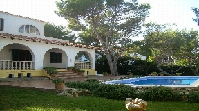 Maravilloso chalet de dos plantas en Cala Blanca