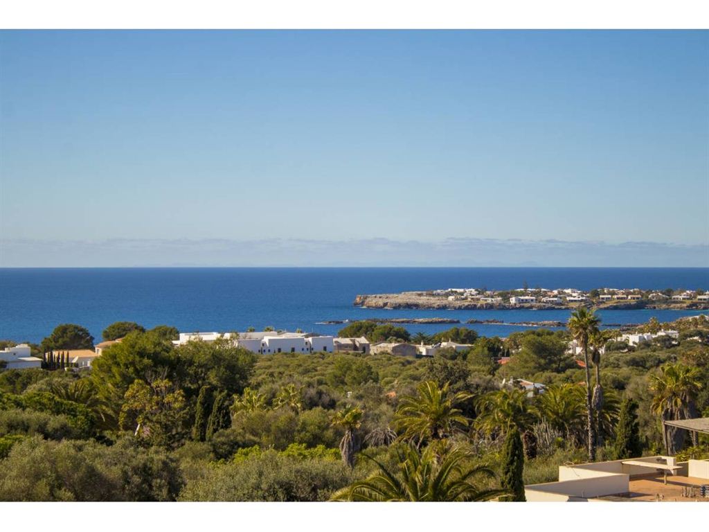 Villa individual orientada al sur en venta en Binisafua Rotters en Menorca