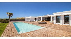 Villa natural con vistas al mar presentables de Binidali, Mahon, Menorca a la venta